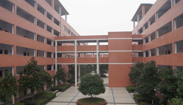学校