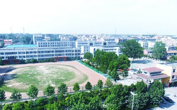 成都市庄园机电职业技术学校