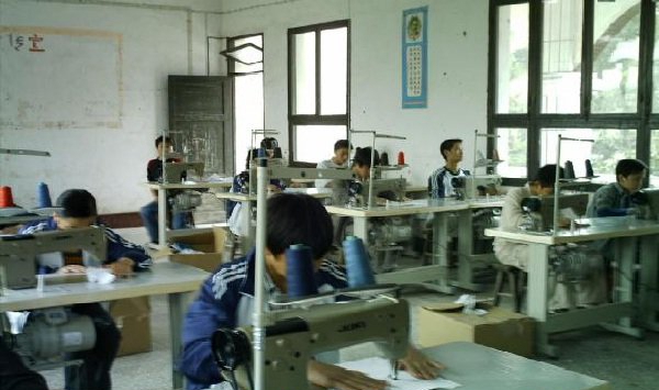 合江县先市职业高级中学校助学政策_升学情况