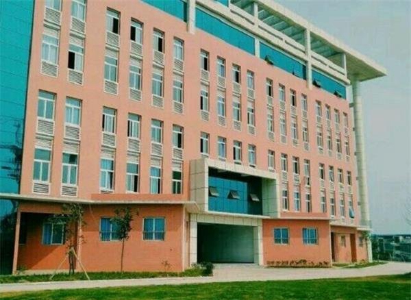 四川省南充卫生学校