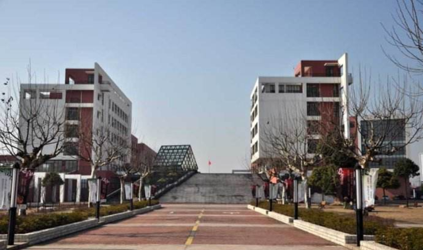 上海市工艺美术学校