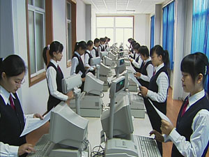 石家庄财经商贸学校模拟收银实训室 石家庄财经商贸学校模拟收银实训室