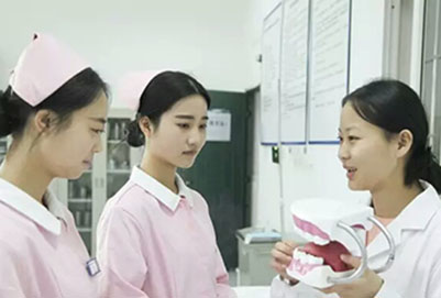 成都卫生学校的办学幼师如何