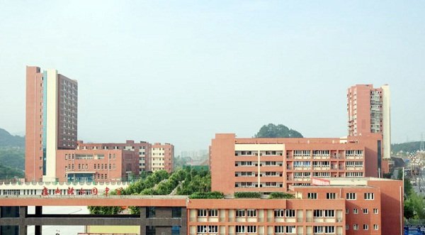 学校