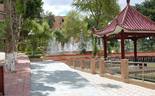 贵州省经济学校助学优惠政策