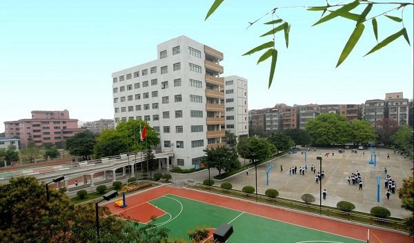 成都市温江区燎原职业技术学校
