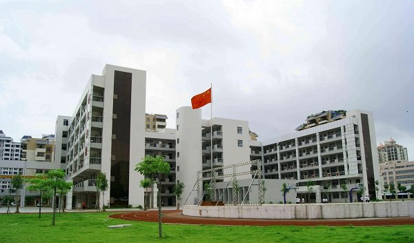成都华夏旅游商务学校