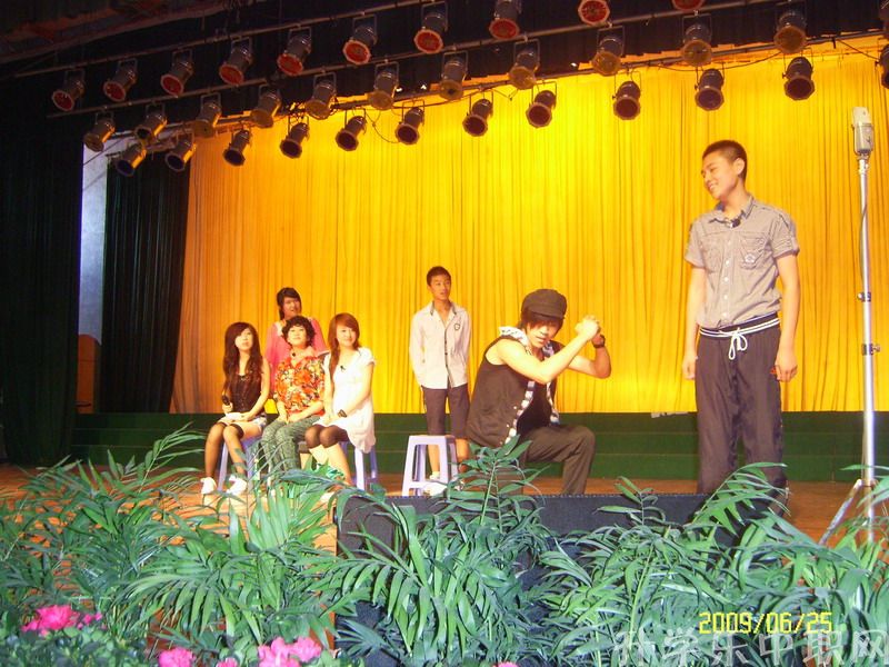 辽宁省营口市戏曲学校