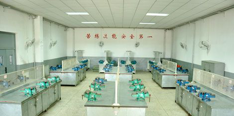 天津市经济贸易学校